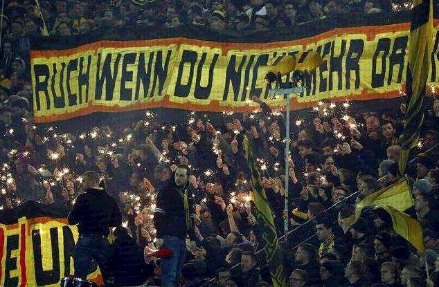  柏林联合防线失误遭升班马羞辱  